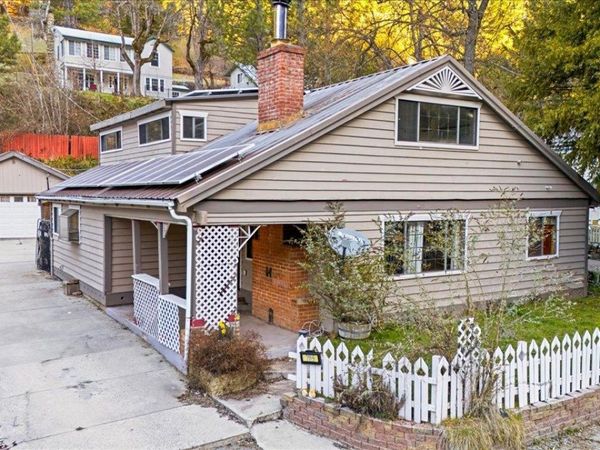 725 Main St., Downieville, CA 95936