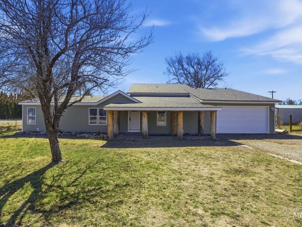 185 E Lincoln, Richfield, ID 83349