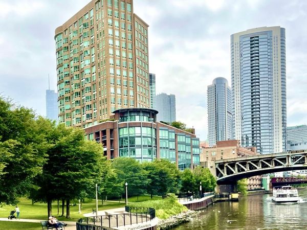 600 N KINGSBURY Street, Unit 1006, Chicago, IL 60654