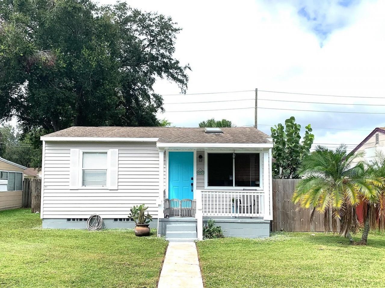 745 52nd Avenue N, Saint Petersburg, FL 33703 Main Photo