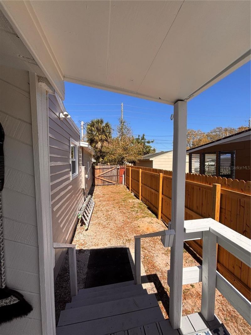 745 52nd Avenue N, Saint Petersburg, FL 33703 Photo