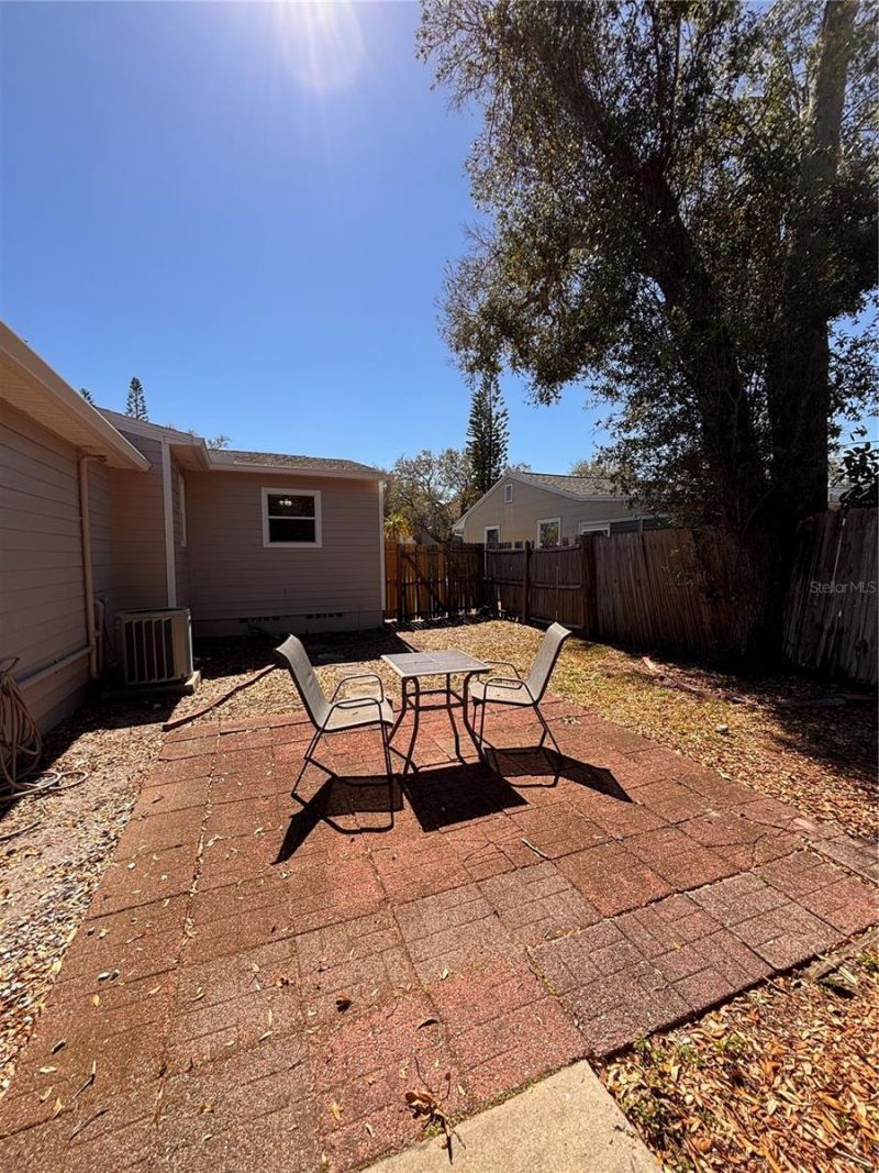 745 52nd Avenue N, Saint Petersburg, FL 33703 Photo