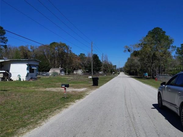 587 MARSHBURN DRIVE , BRONSON, FL 32621