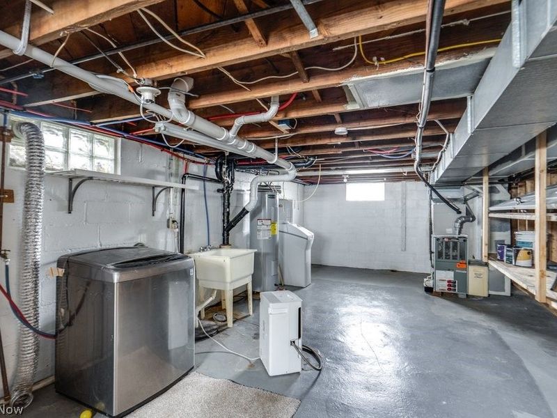 3949 Beck Avenue , Louisville, OH 44641 Photo 22