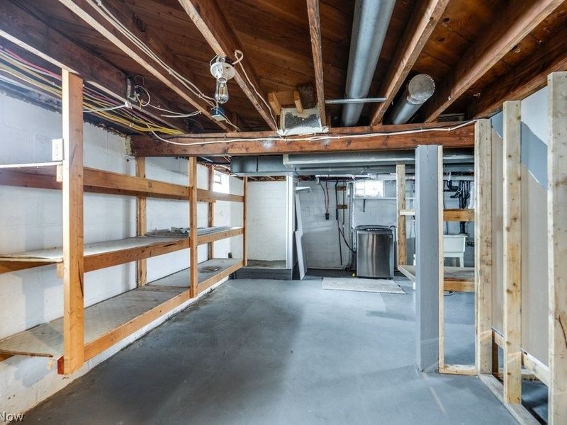 3949 Beck Avenue , Louisville, OH 44641 Photo 24