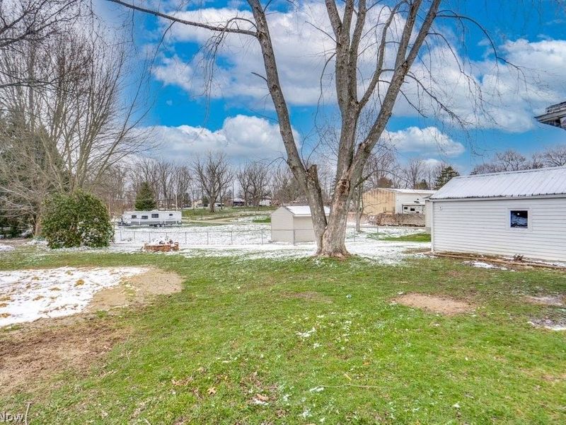 3949 Beck Avenue , Louisville, OH 44641 Photo 29