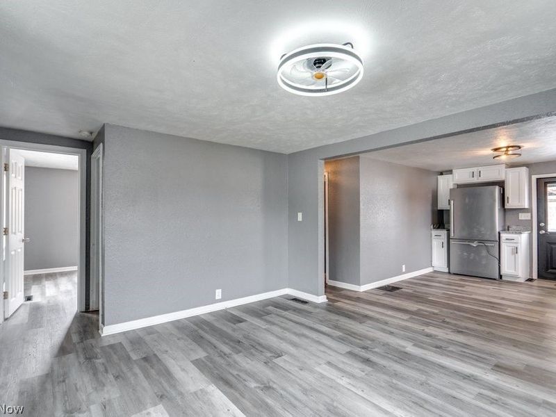 3949 Beck Avenue , Louisville, OH 44641 Photo 6