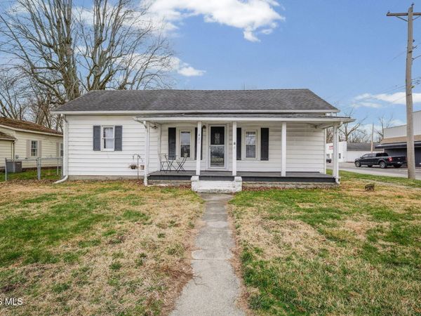 421 Conneaut Avenue, Bowling Green, OH 43402