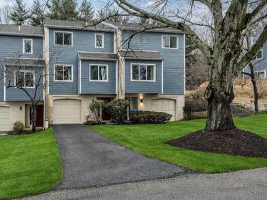 104 S POINT DRIVE, Unit 104, CHADDS FORD, PA 19317
