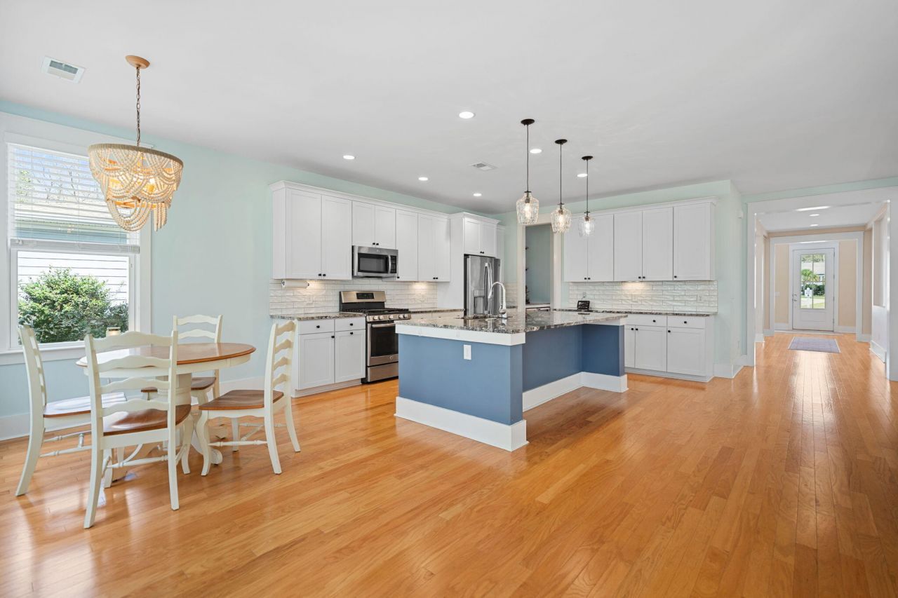 311 Weston Hall Drive Photo 10