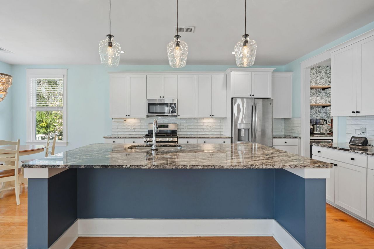 311 Weston Hall Drive Photo 11