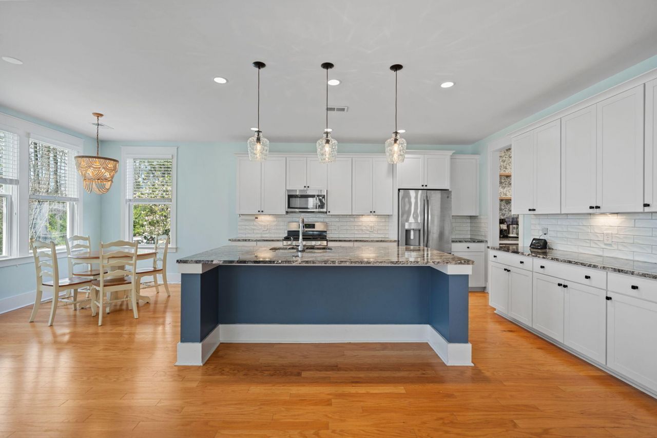 311 Weston Hall Drive Photo 12