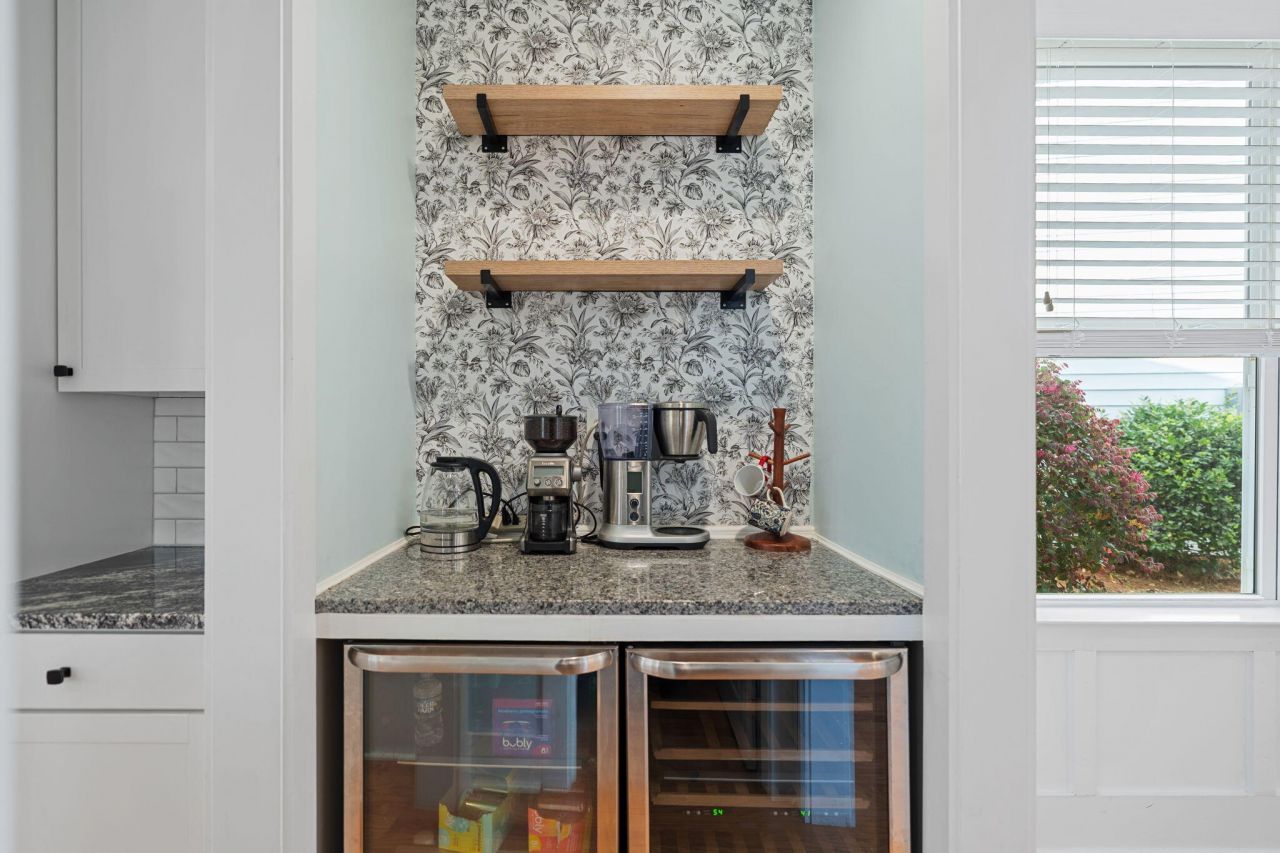 311 Weston Hall Drive Photo 14