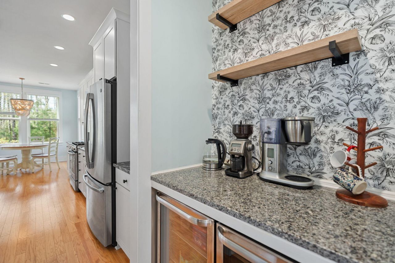 311 Weston Hall Drive Photo 15