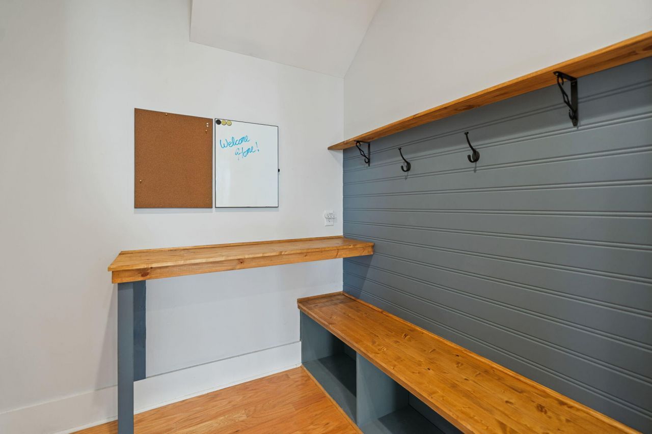 311 Weston Hall Drive Photo 18