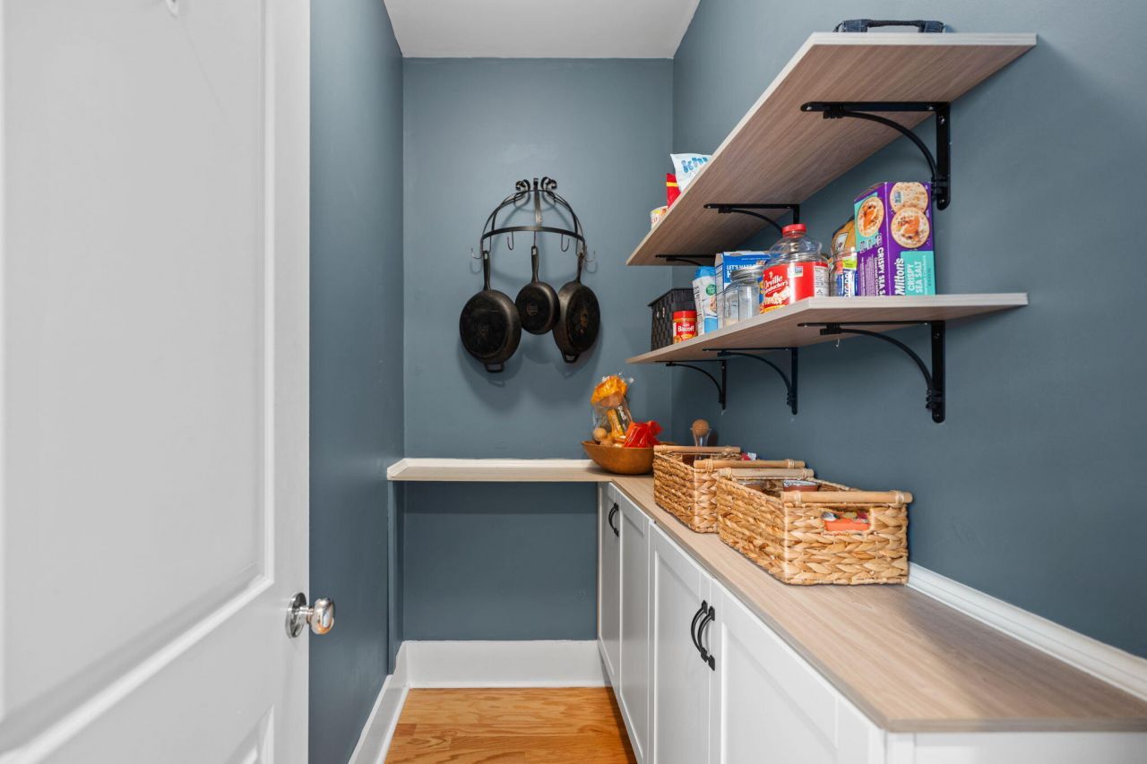 311 Weston Hall Drive Photo 19