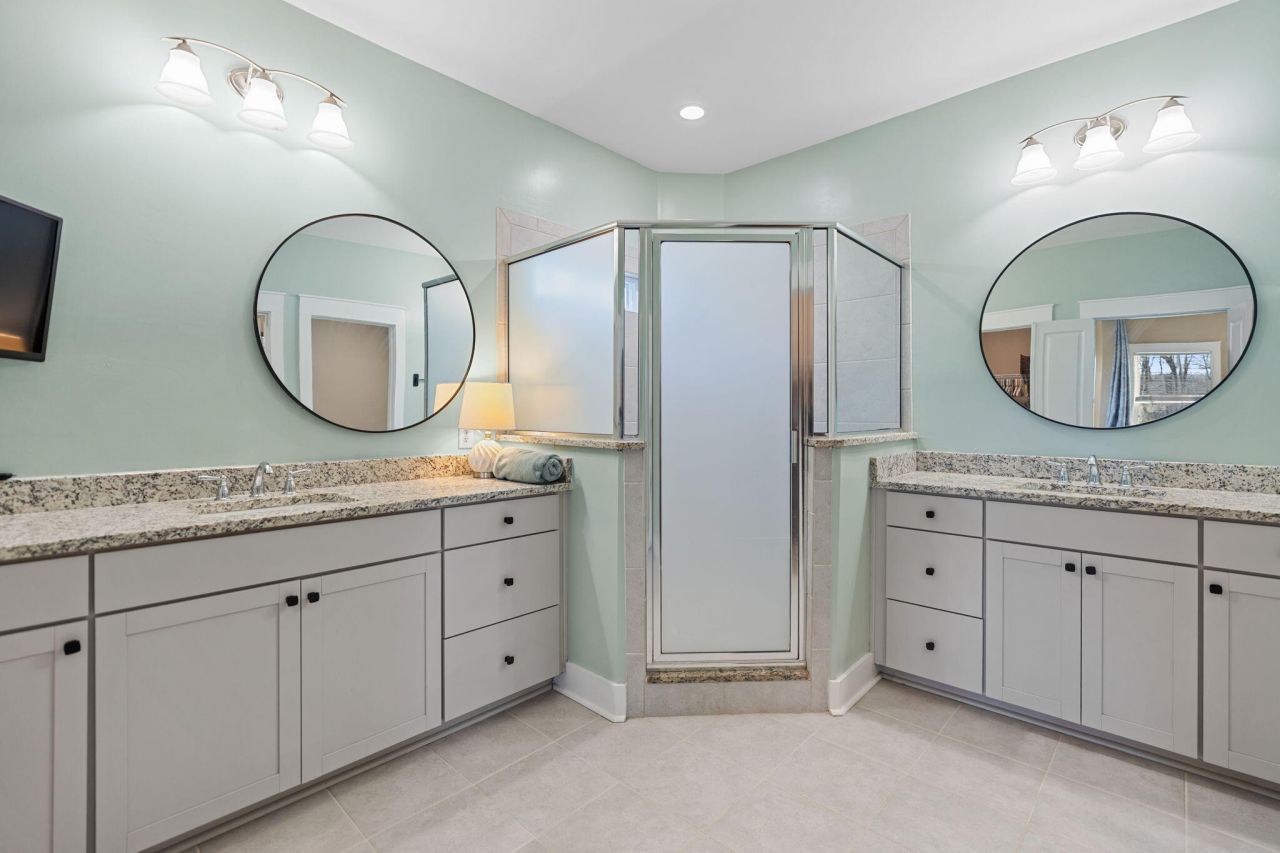 311 Weston Hall Drive Photo 28