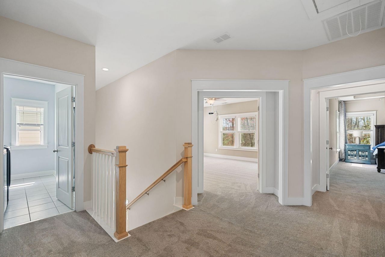 311 Weston Hall Drive Photo 43