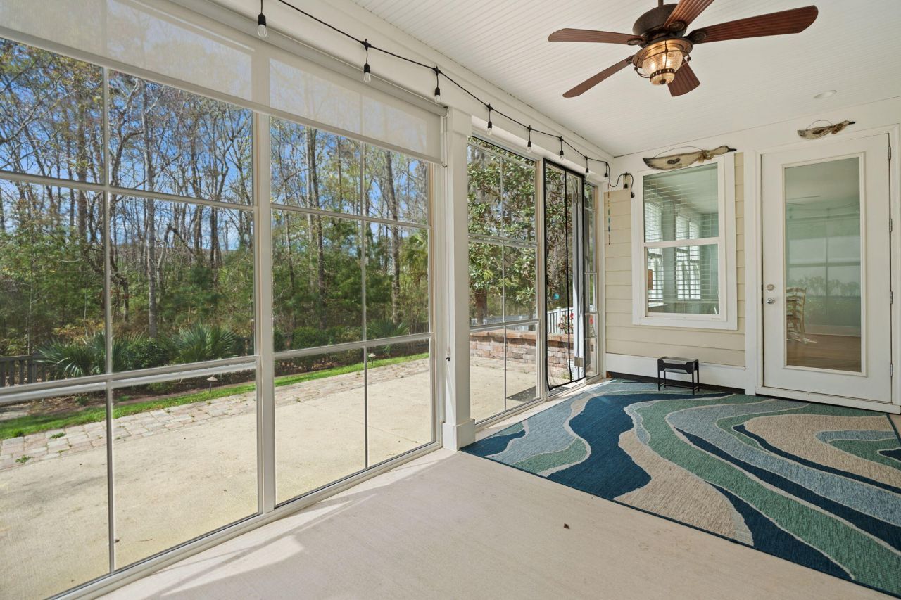 311 Weston Hall Drive Photo 44