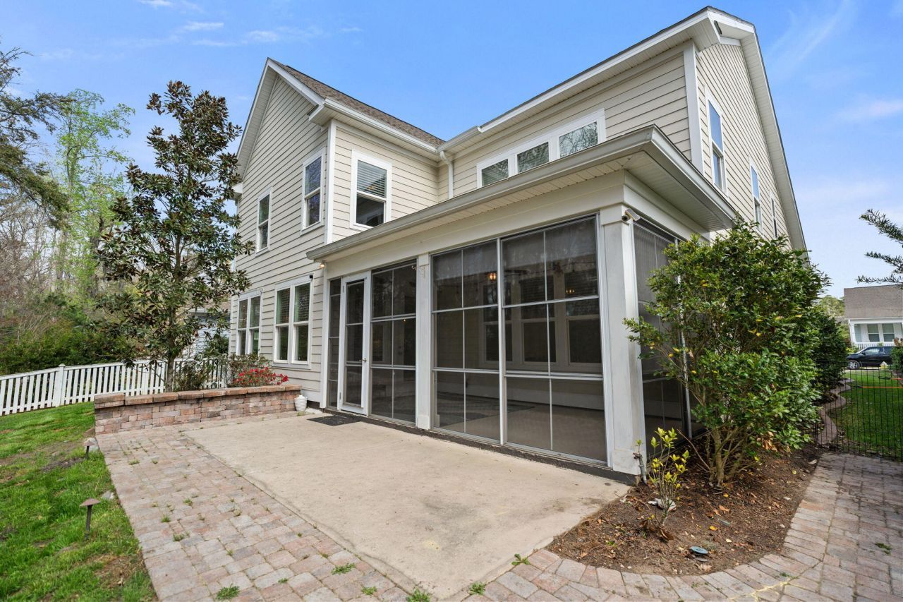 311 Weston Hall Drive Photo 46