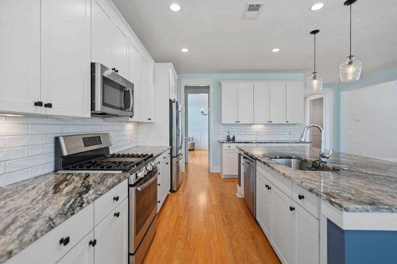 311 Weston Hall Drive Photo 9