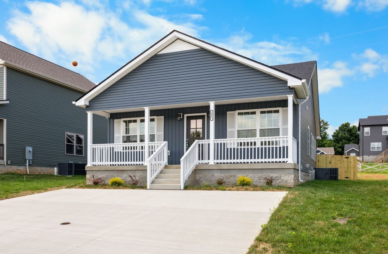 1174 Tybee Dr , Clarksville, TN 37042 Main Photo