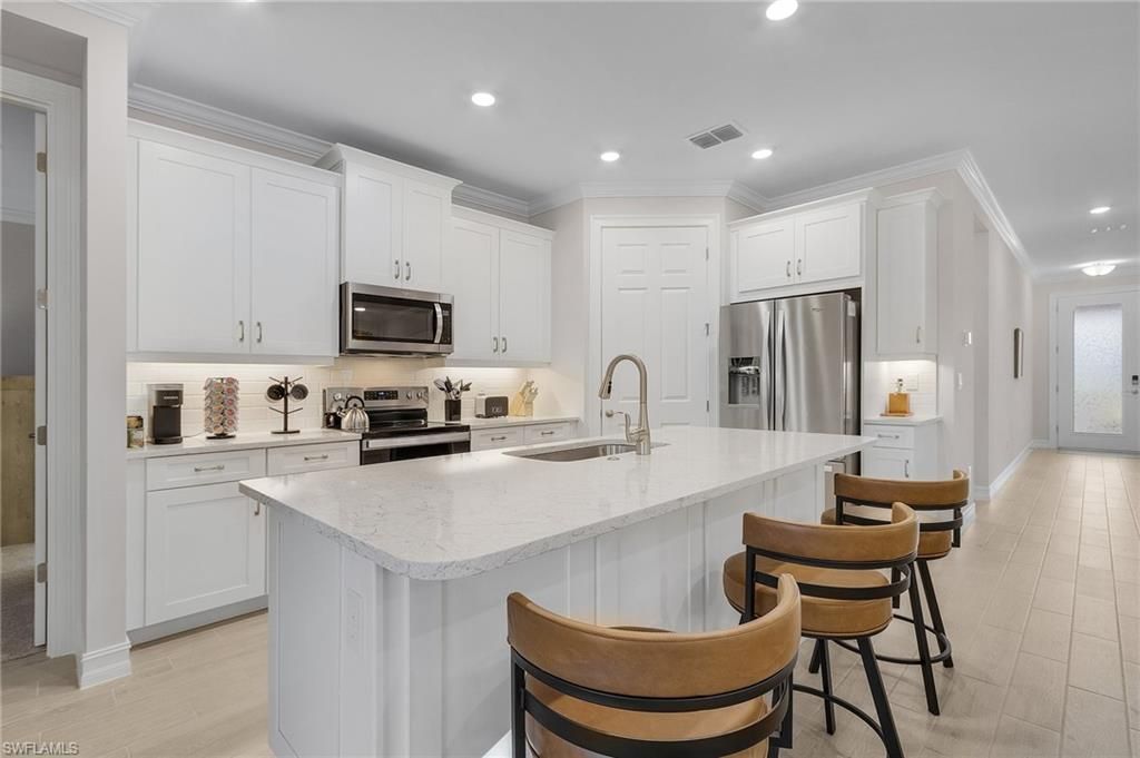 379 Grace Bay Ln, Naples, FL 34114 Photo