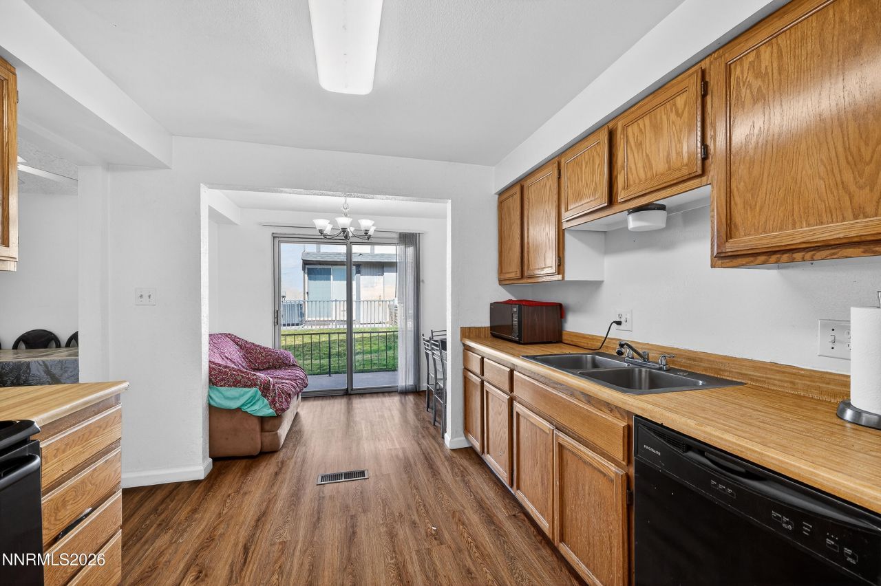 1544 Chester Square, Sparks, NV 89431 Photo