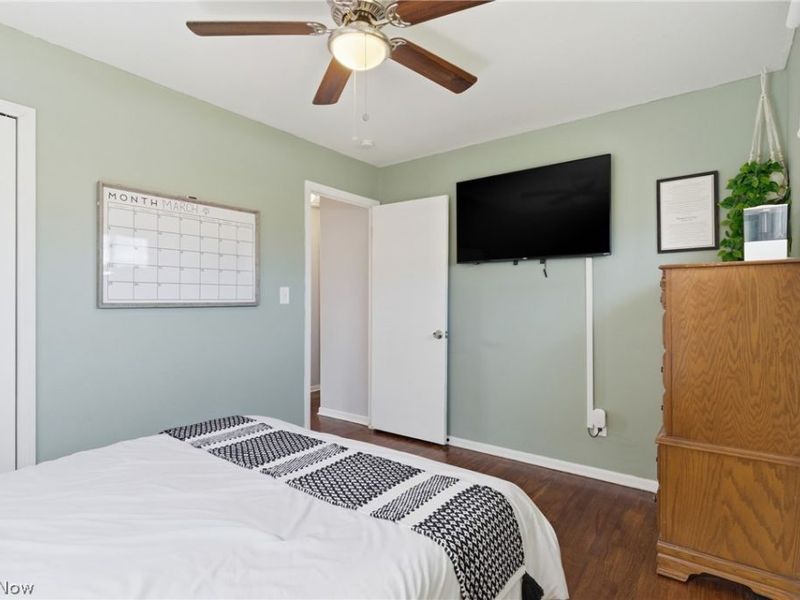 15995 Paulding Boulevard, Brook Park, OH 44142 Photo 23