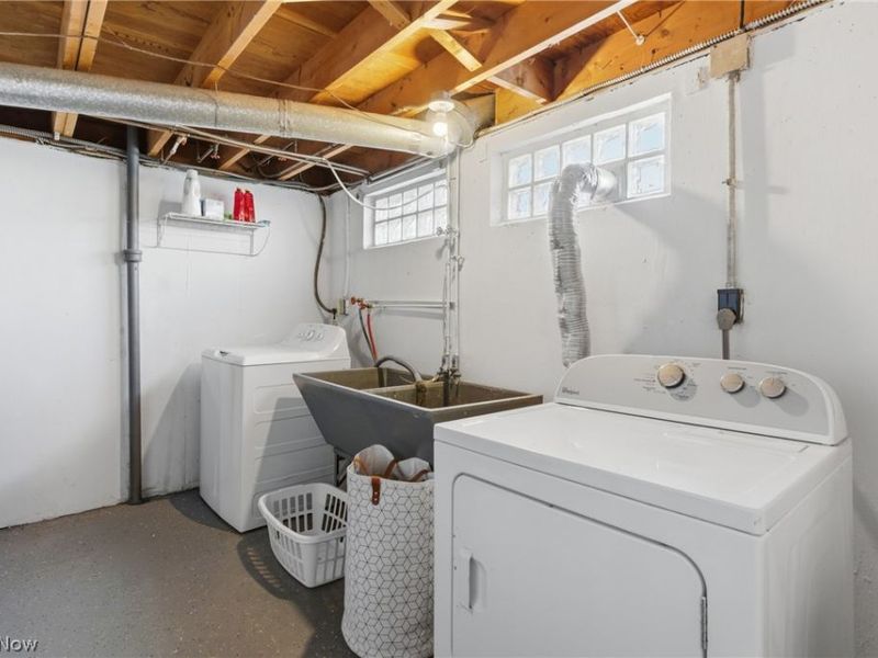 15995 Paulding Boulevard, Brook Park, OH 44142 Photo 27