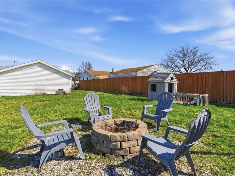 15995 Paulding Boulevard, Brook Park, OH 44142 Photo 35