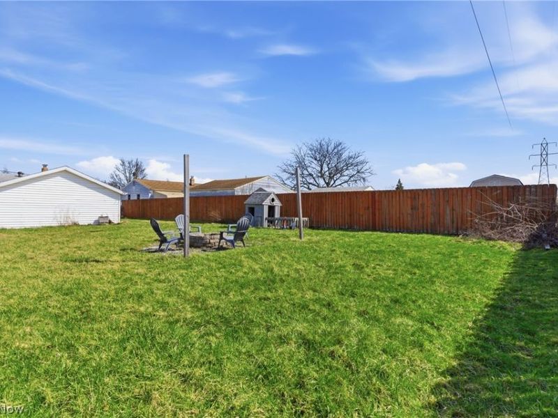 15995 Paulding Boulevard, Brook Park, OH 44142 Photo 38