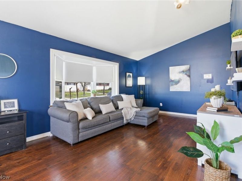 15995 Paulding Boulevard, Brook Park, OH 44142 Photo 9