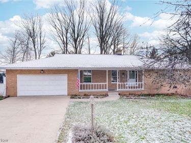 537 Park Ridge Drive, Munroe Falls, OH 44262