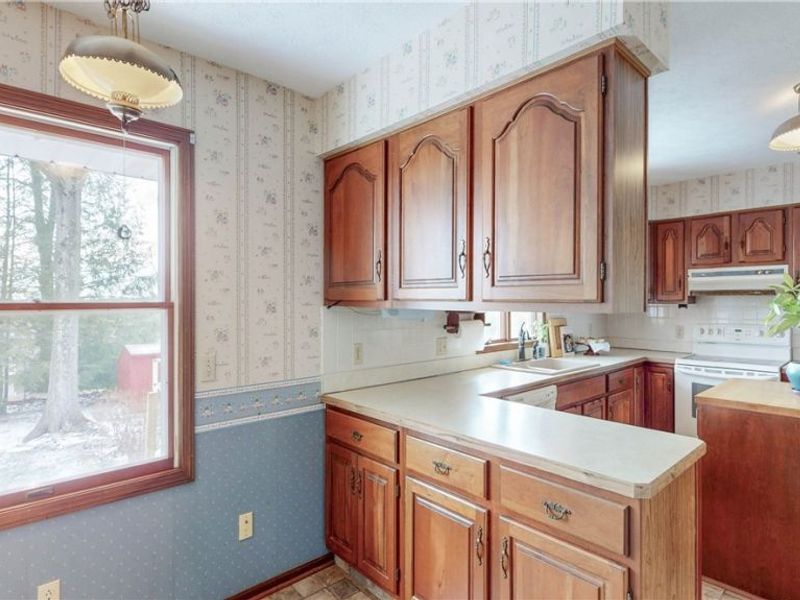 537 Park Ridge Drive, Munroe Falls, OH 44262 Photo 12