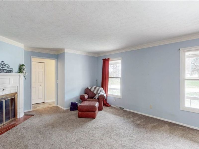 537 Park Ridge Drive, Munroe Falls, OH 44262 Photo 3