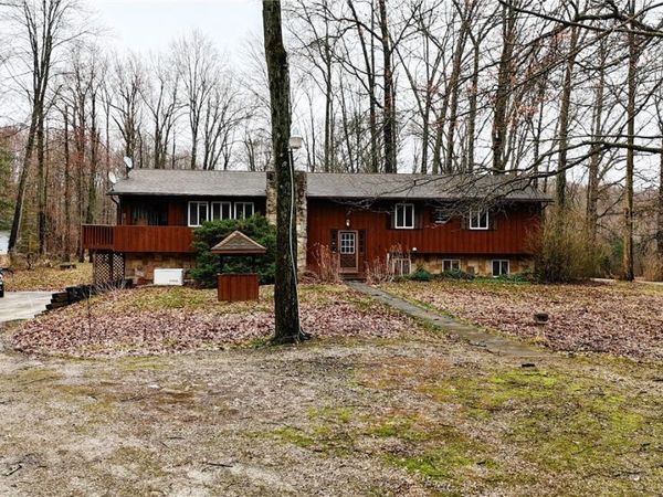 8840 Peck Road , Ravenna, OH 44266