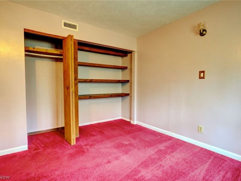 8840 Peck Road , Ravenna, OH 44266 Photo 17