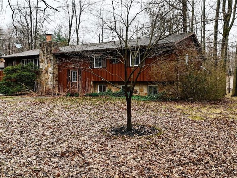 8840 Peck Road , Ravenna, OH 44266 Photo 2