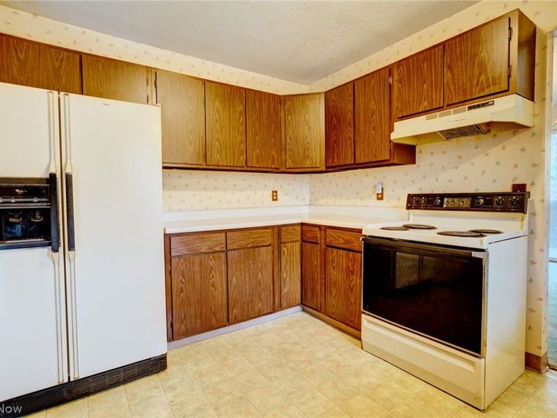 8840 Peck Road , Ravenna, OH 44266 Photo 30