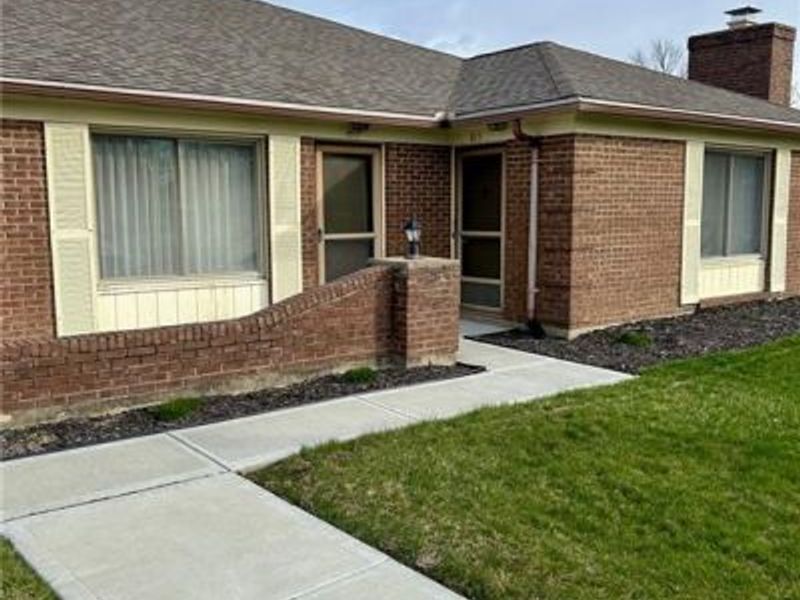 815-821 Sussex Place, Vandalia, OH 45377 Photo 4