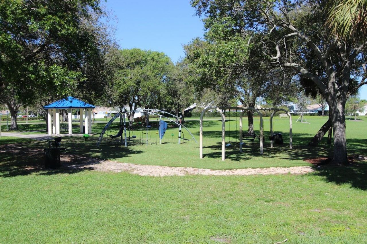 22 Walcott Drive, Boynton Beach, FL 33426 Photo