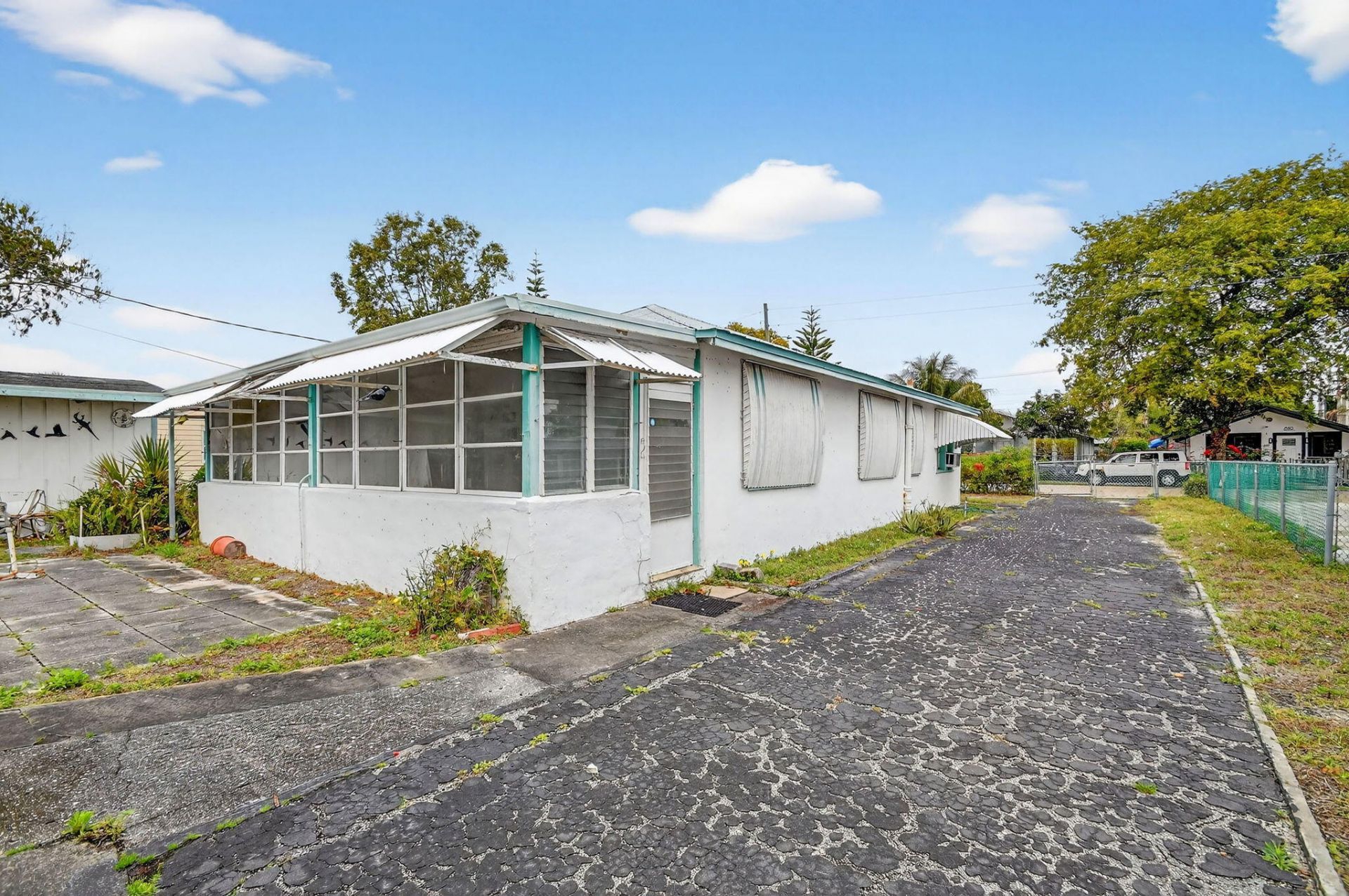 620 58th Street, West Palm Beach, FL 33407 Photo