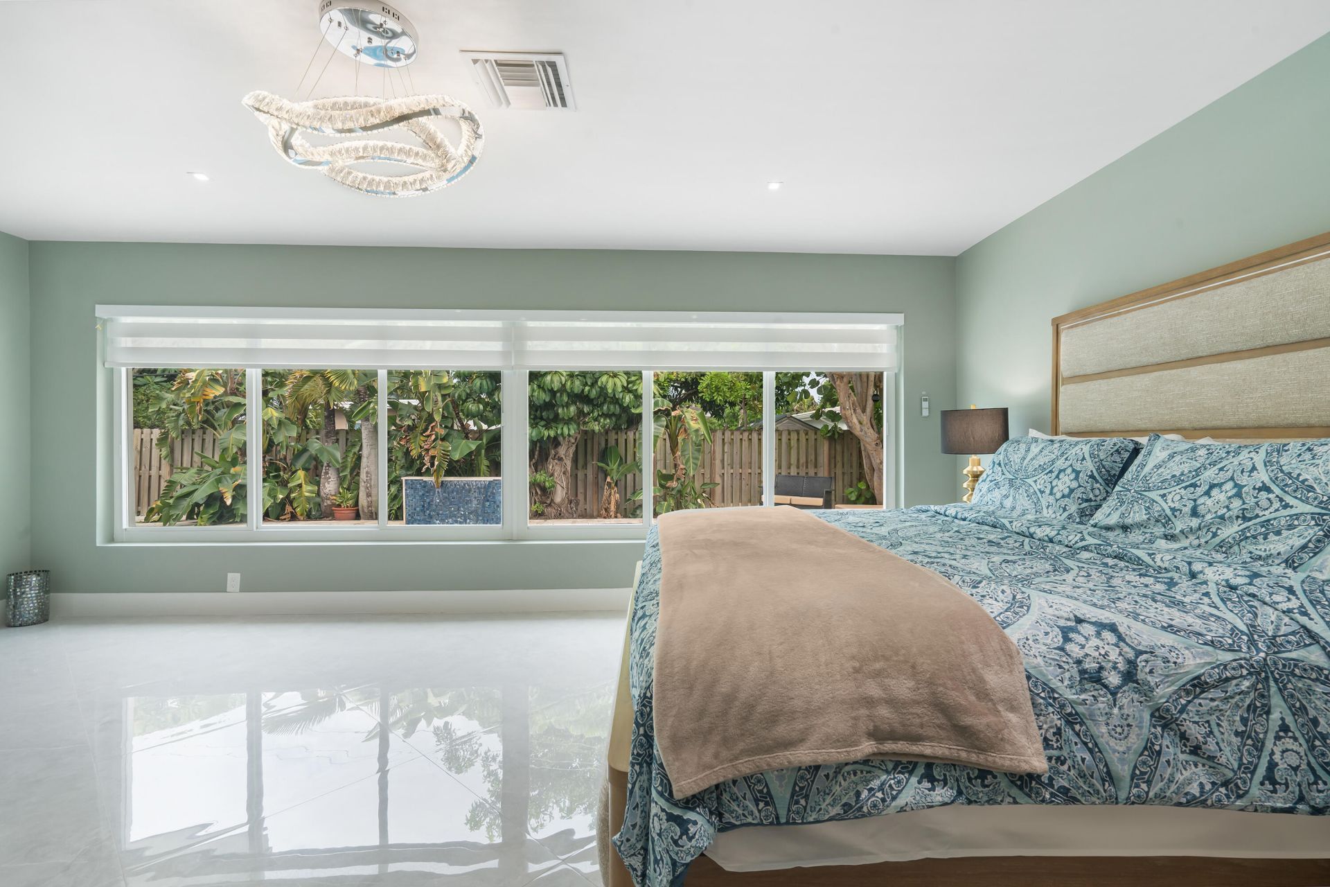 4760 NE 17th Avenue, Oakland Park, FL 33334 Photo