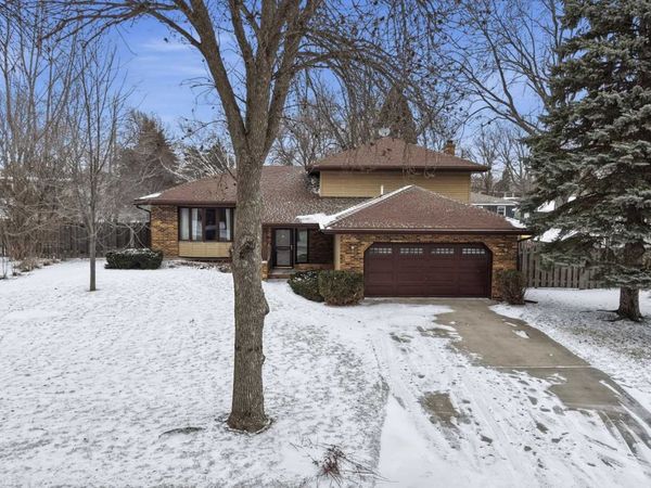 318 Dale Avenue , Moorhead, MN 56560
