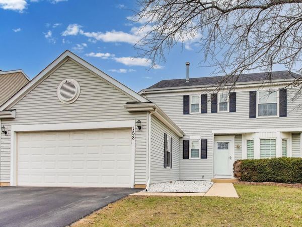 158 Jefferson Lane, Streamwood, IL 60107