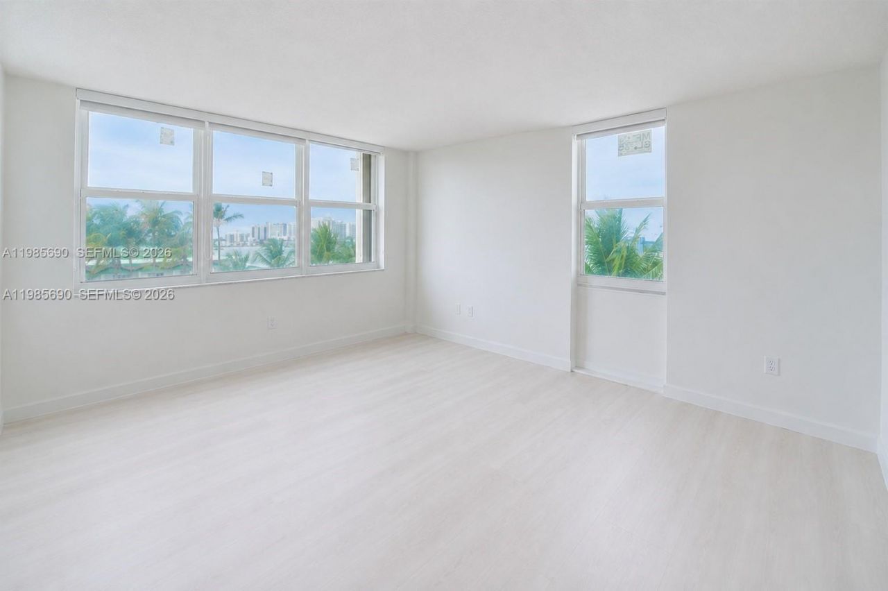1865 N 79th St Cswy, Unit 5H, North Bay Village, FL 33141 Photo