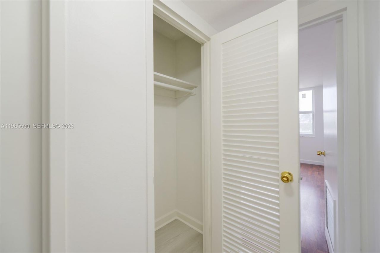 1865 N 79th St Cswy, Unit 5H, North Bay Village, FL 33141 Photo