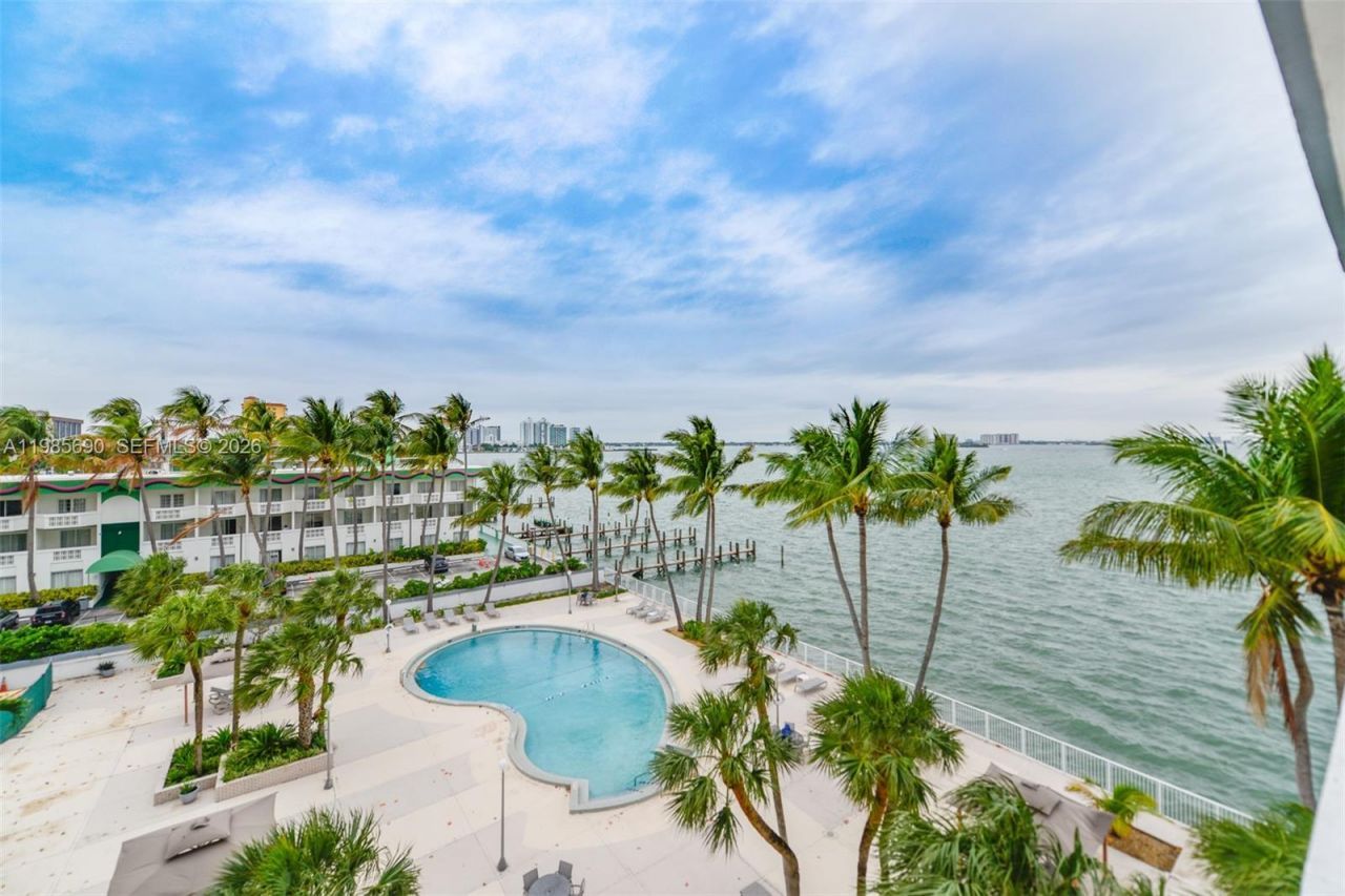 1865 N 79th St Cswy, Unit 5H, North Bay Village, FL 33141 Photo