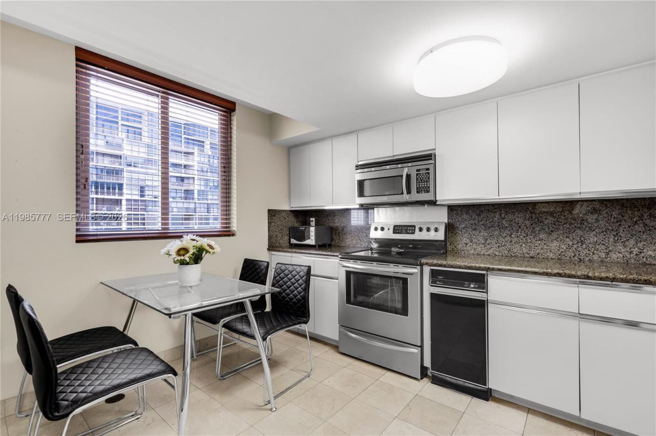 2025 Brickell Ave , Unit 1703, Miami, FL 33129 Photo